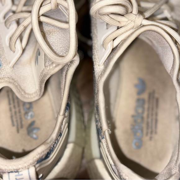 Womens Adidas Running Shoes nmd R1 CLOUD WHITE/AMBIENT SKY/CLOUD WHITE size 8.5 - Picture 8 of 9